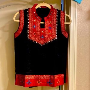 Boho Indian embroidery thread work red black kurti top tunic small/ medium